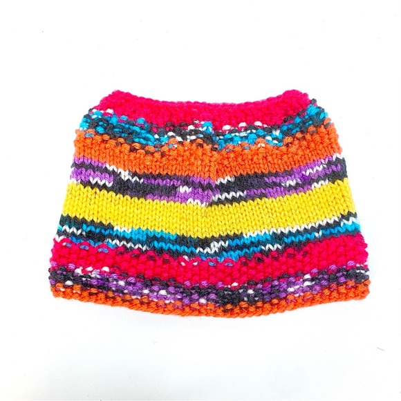 NWT Hand Knit Bright Stripes Ponytail/Messy Bun Beanie Hat One Size Fits Most - Picture 2 of 5